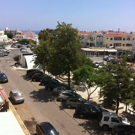 Jeannies Estrela Hotel
