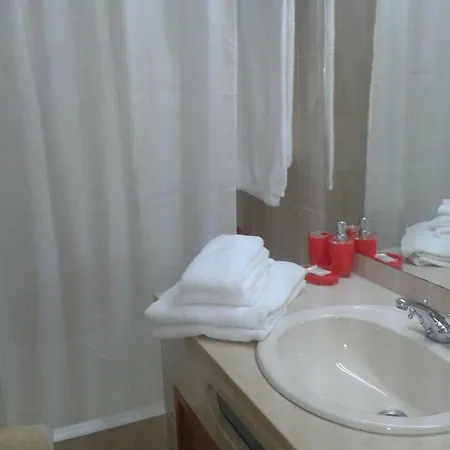 Hotel Jeannies Estrela Oura